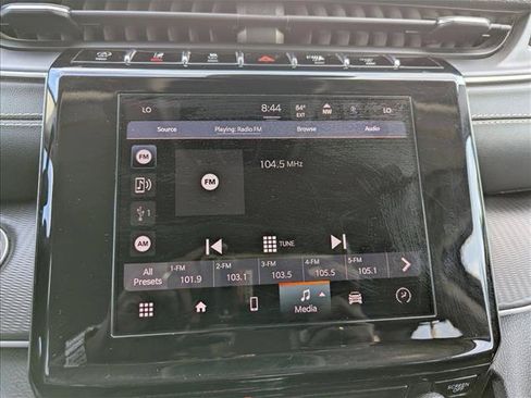 Used 2024 Jeep Grand Cherokee Laredo AWD/4WD image 16