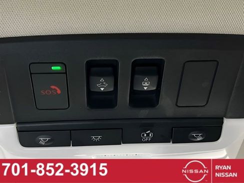 New 2025 Nissan Pathfinder Platinum image 21