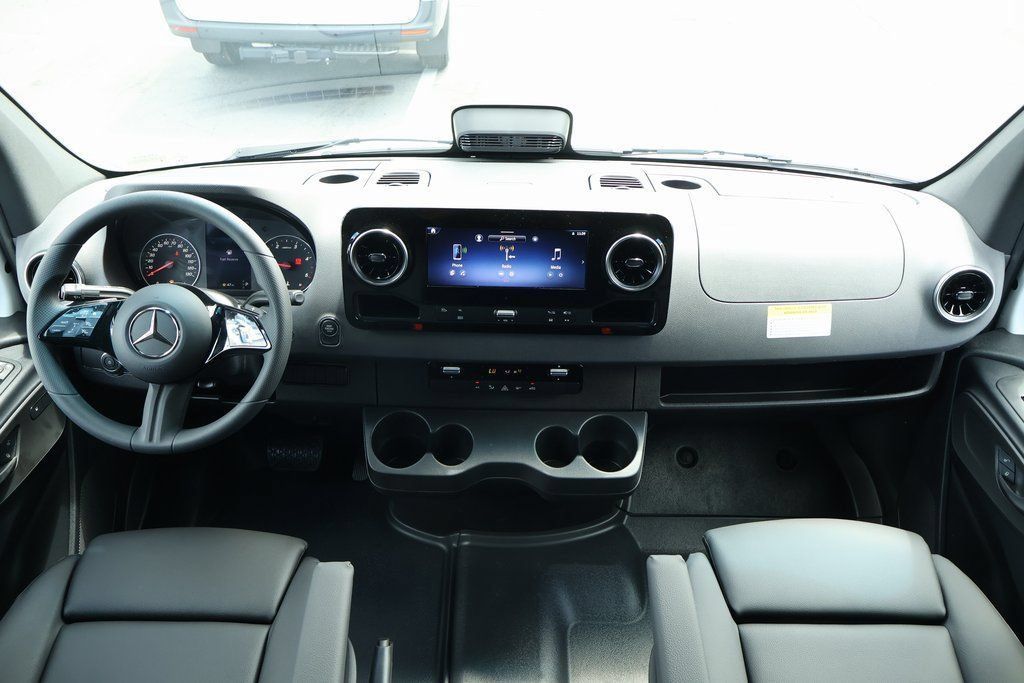 New 2026 Mercedes-Benz Sprinter 2500 image 6
