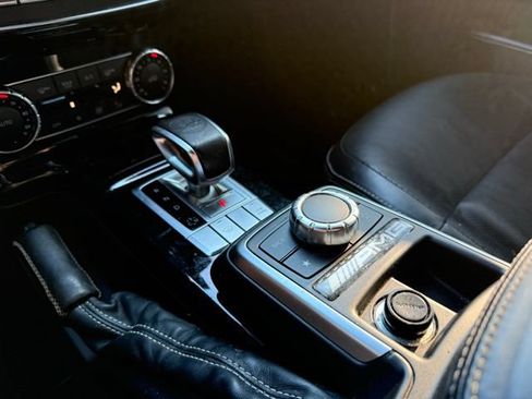 Used 2016 Mercedes-Benz G 63 AMG 4MATIC image 32