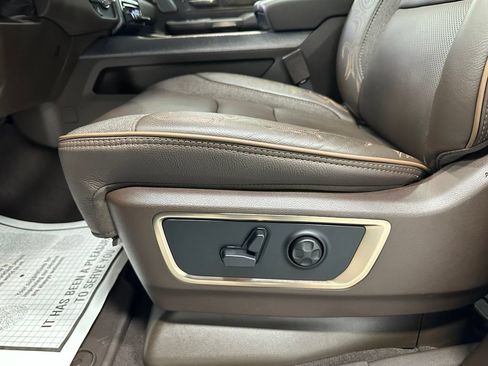 Used 2026 RAM 1500 Limited AWD/4WD image 12