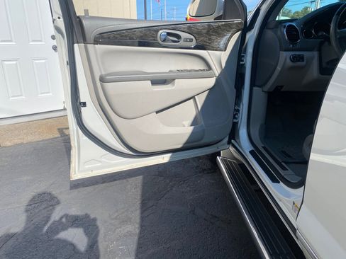 Used 2013 Buick Enclave Leather image 26