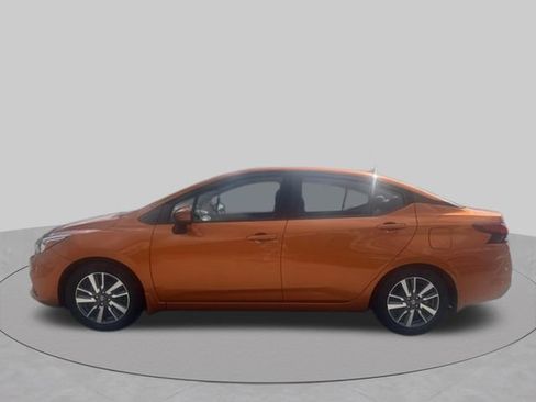 Used 2020 Nissan Versa SV FWD image 3