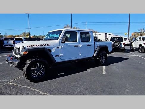 New 2026 Jeep Gladiator Mojave image 23