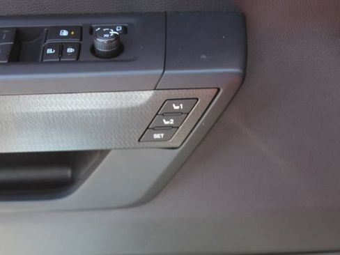 Used 2025 Toyota Sequoia TRD Pro AWD/4WD image 46