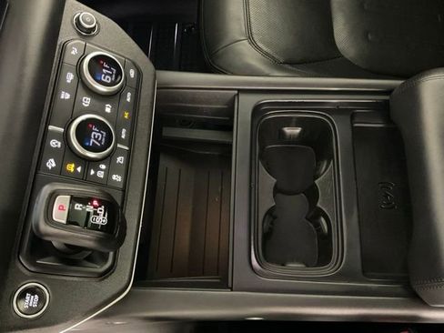 Used 2020 Land Rover Defender 110 HSE image 17