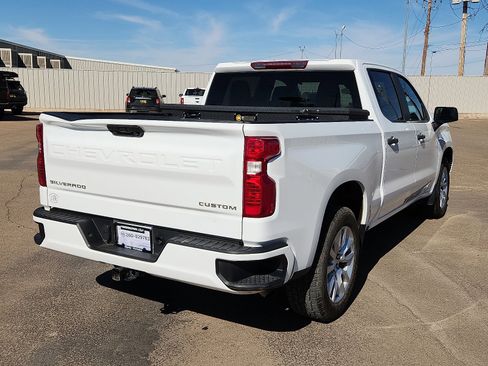 Used 2023 Chevrolet Silverado 1500 Custom image 4