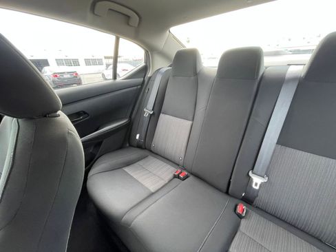 Used 2024 Nissan Sentra SV image 39