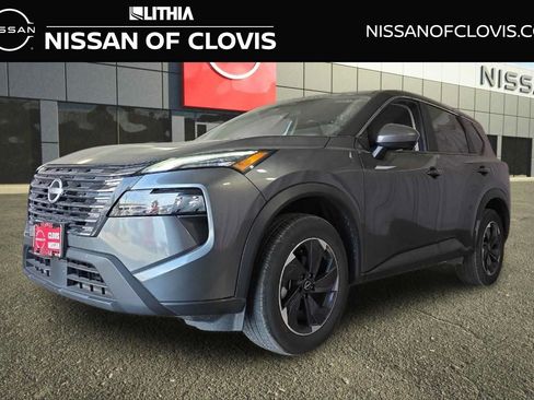 Used 2025 Nissan Rogue SV FWD image 1