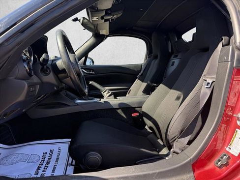 Used 2017 MAZDA MX-5 Miata Sport image 10