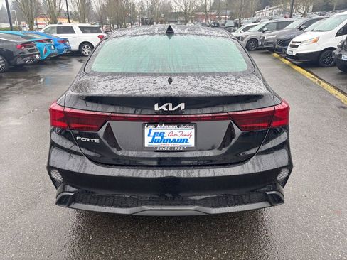 Certified 2023 Kia Forte LXS image 6