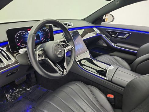 Used 2022 Mercedes-Benz S 500 4MATIC image 12