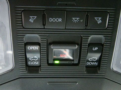 Certified 2023 Toyota RAV4 SE image 18