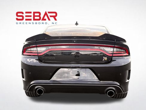 Used 2019 Dodge Charger Scat Pack RWD image 13