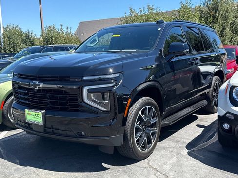 Used 2025 Chevrolet Tahoe RST w/ Comfort Package AWD/4WD image 2