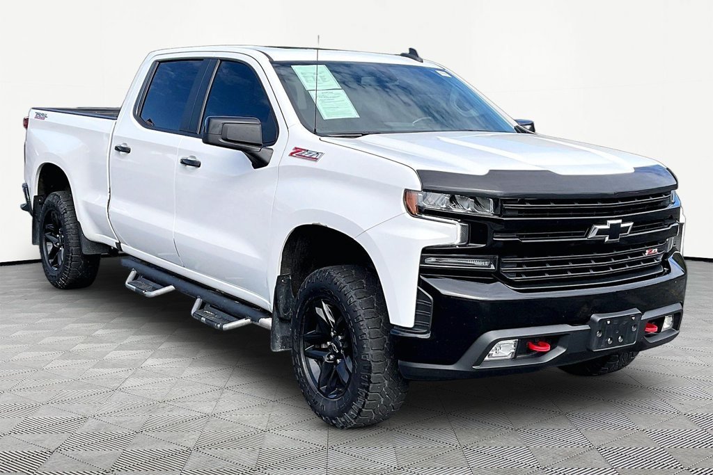 Used 2022 Chevrolet Silverado 1500 LT Trail Boss w/ Convenience Package II AWD/4WD image 3