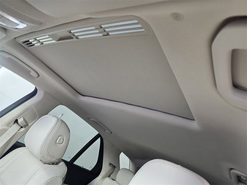 New 2026 Mercedes-Benz GLE 450 4MATIC image 9