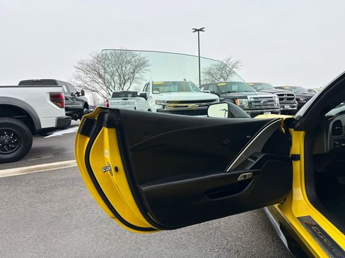 Used 2018 Chevrolet Corvette Z06 image 11