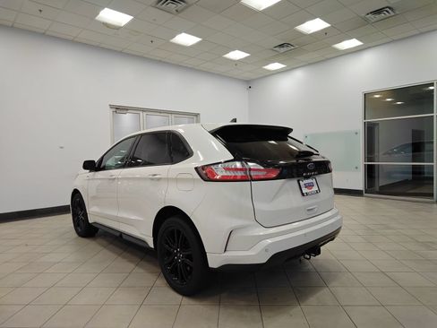 Used 2022 Ford Edge ST-Line w/ Class II Trailer Tow Package AWD/4WD image 5