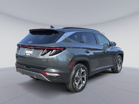 Certified 2023 Hyundai Tucson Limited AWD/4WD image 7