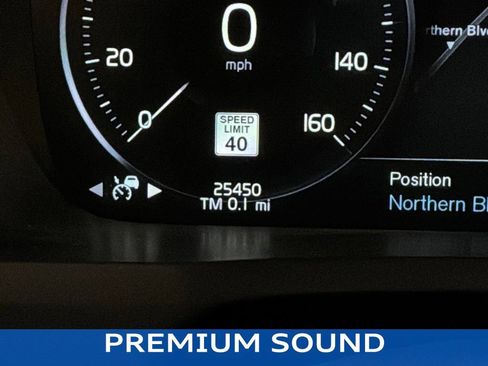 Used 2020 Volvo XC90 T6 Momentum AWD/4WD image 14