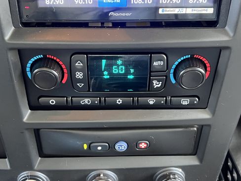 Used 2003 HUMMER H2 w/ Preferred Equipment Group AWD/4WD image 29
