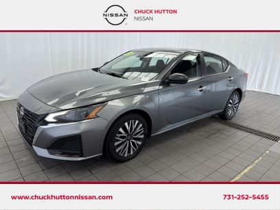 Used 2024 Nissan Altima 2.5 SV