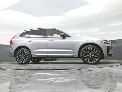 New 2026 Volvo XC60 T8 Ultra w/ Climate Package AWD/4WD image 22