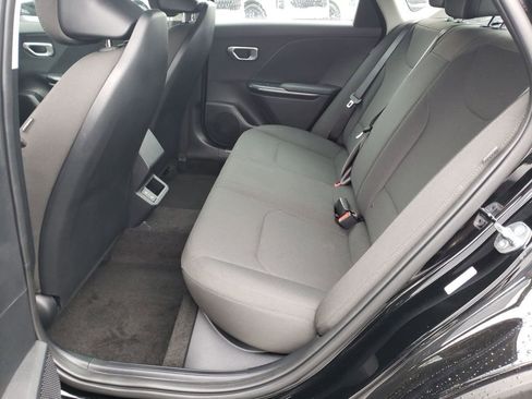 New 2026 Kia K4 LXS image 23