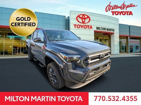 Certified 2025 Toyota Tacoma SR5 AWD/4WD image 1