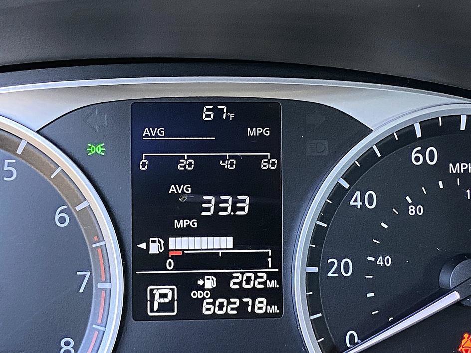 Used 2021 Nissan Kicks S FWD image 18