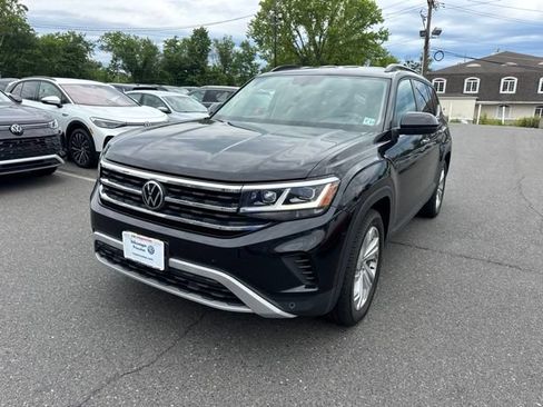 Certified 2022 Volkswagen Atlas SE AWD/4WD image 2