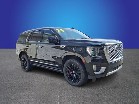 Used 2024 GMC Yukon Denali AWD/4WD image 3