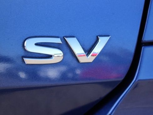Used 2019 Nissan Rogue SV FWD image 6