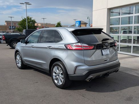 Used 2022 Ford Edge Titanium w/ Equipment Group 301A AWD/4WD image 9