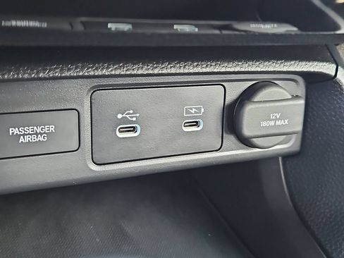 Used 2025 Honda Civic Sport image 24