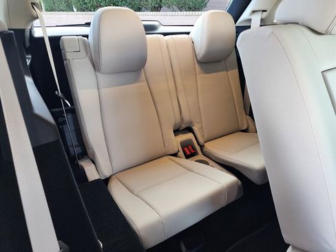 Used 2023 Mercedes-Benz GLE 350 4MATIC w/ AMG Line Exterior image 93