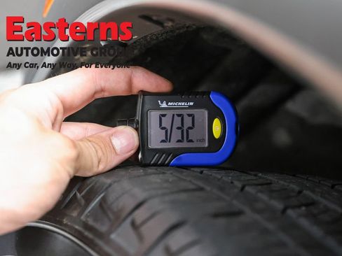 Used 2025 Dodge Durango GT RWD image 28