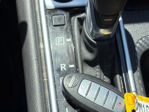 Used 2023 Nissan Sentra SV w/ All-Weather Package FWD image 13