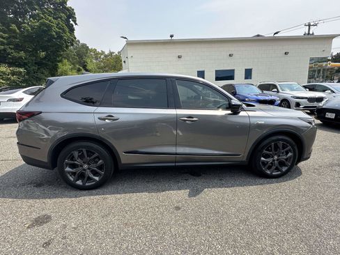 Used 2022 Acura MDX A-Spec AWD/4WD image 2
