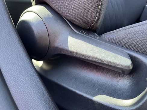 Used 2024 Toyota Corolla LE FWD image 25