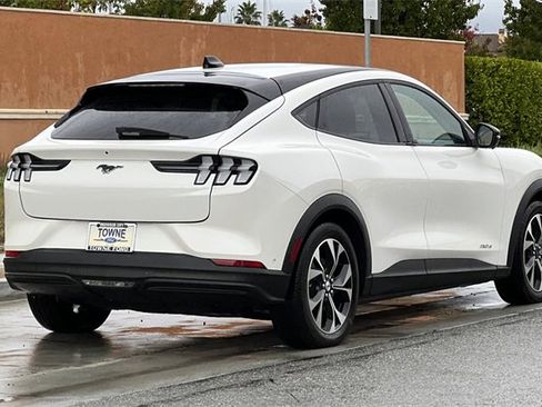 Used 2024 Ford Mustang Mach-E Select image 4