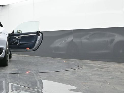 Used 2014 Porsche 911 Turbo S w/ Light Design Package image 68