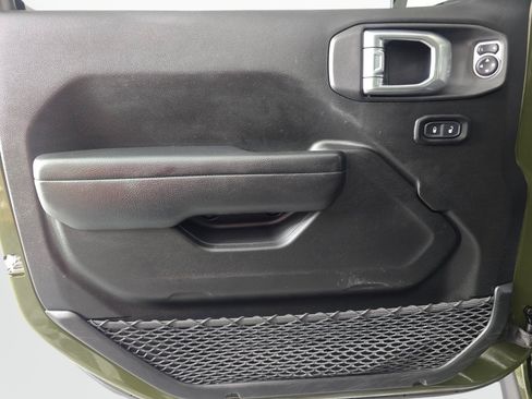 Used 2023 Jeep Wrangler Unlimited w/ 8.4" Radio Group AWD/4WD image 17