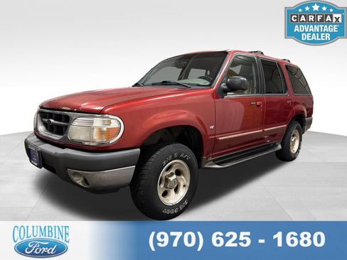 Used 2001 Ford Explorer XLT image 1