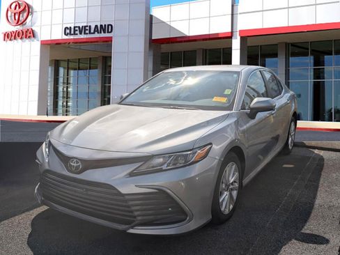 Used 2023 Toyota Camry LE AWD/4WD image 4