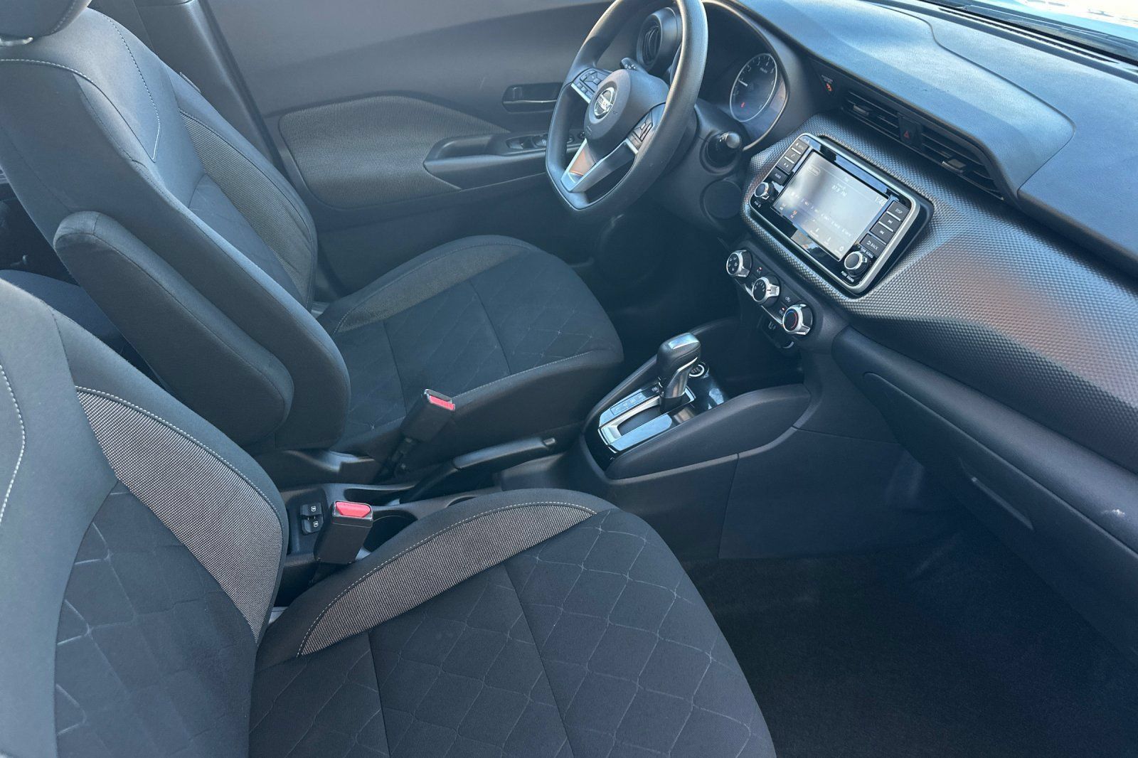 Used 2020 Nissan Kicks S FWD image 16