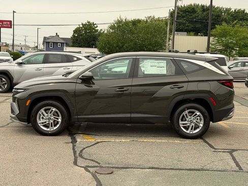 New 2026 Hyundai Tucson SE AWD/4WD image 2