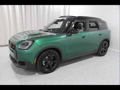 Certified 2026 MINI Cooper Countryman S AWD/4WD image 3