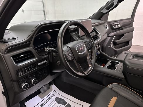 Used 2023 GMC Yukon AT4 w/ AT4 Premium Plus Package AWD/4WD image 18